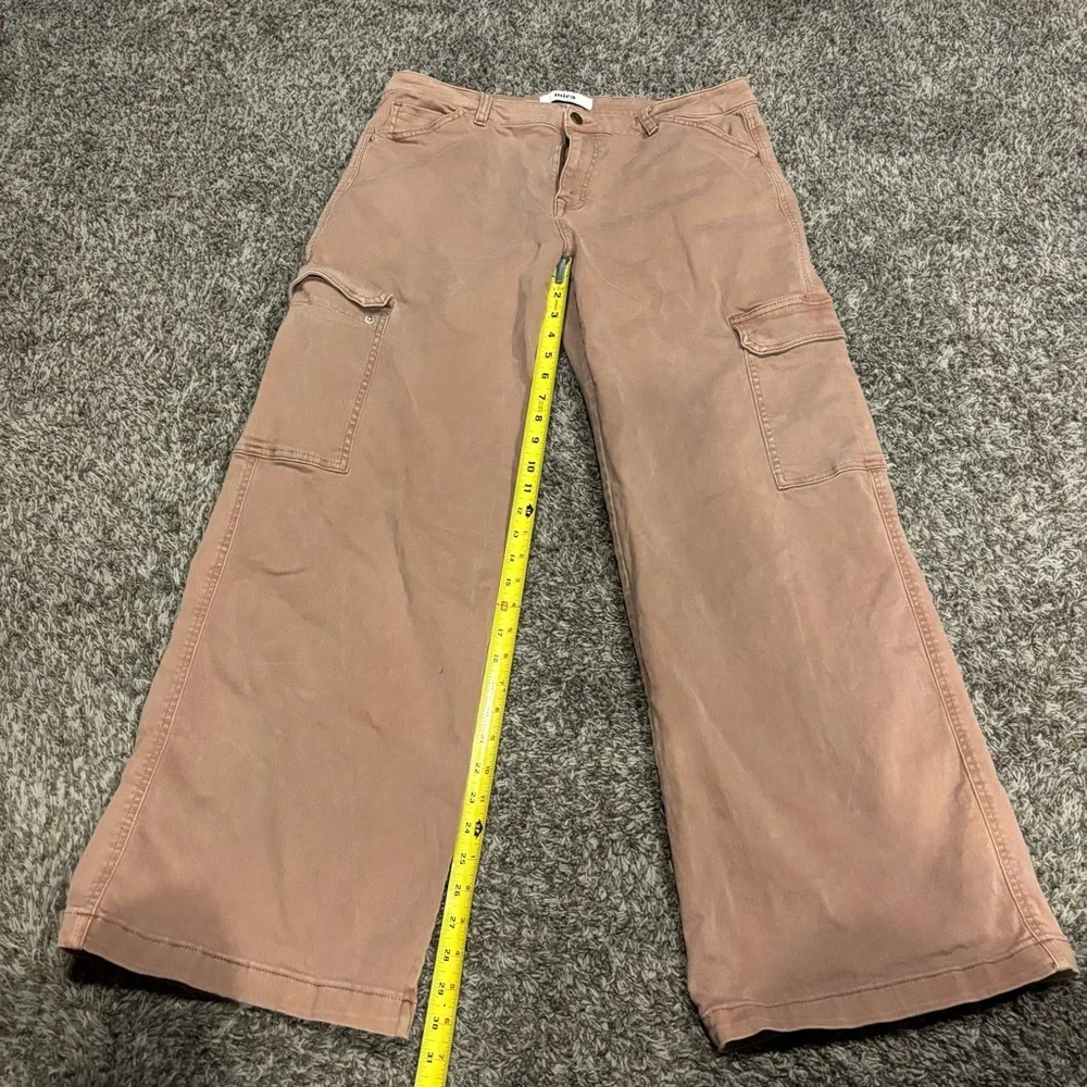 Mica size 31